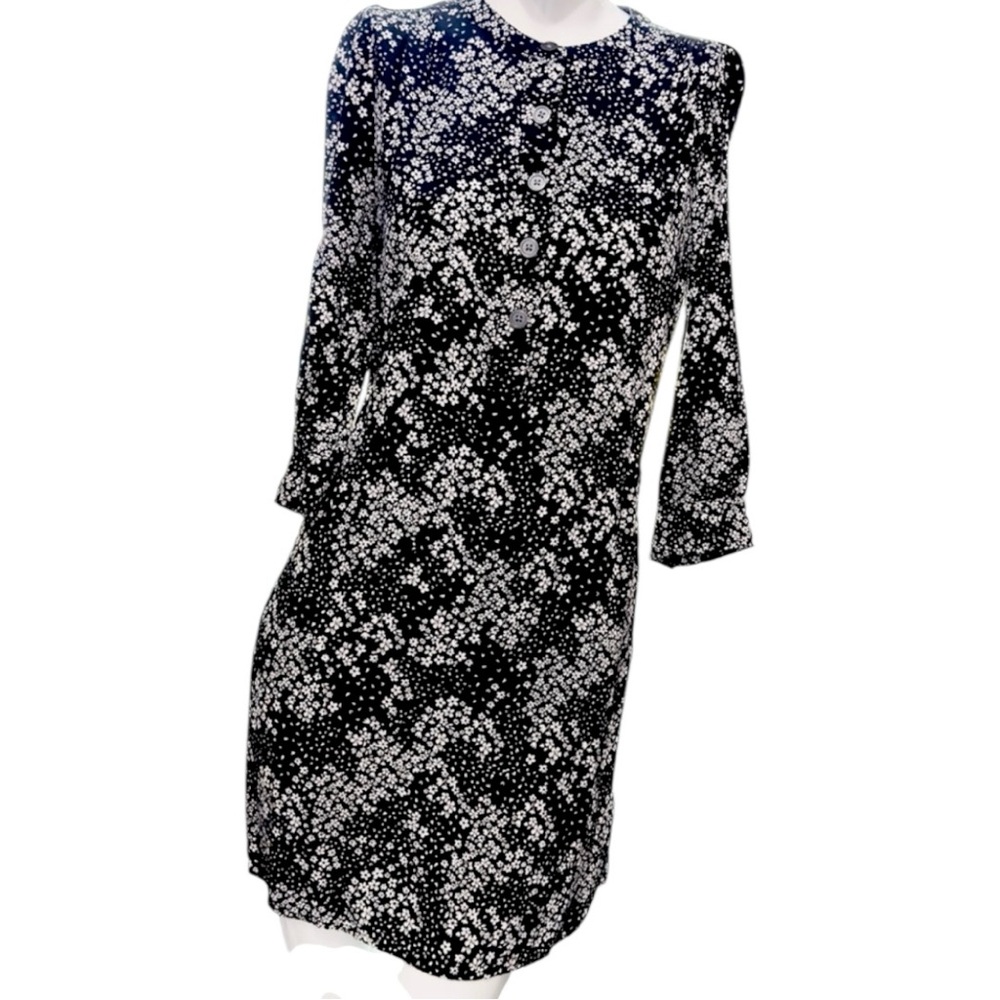GAP Black and White Sheath Dress 3/4 Sleeve Crew Neck